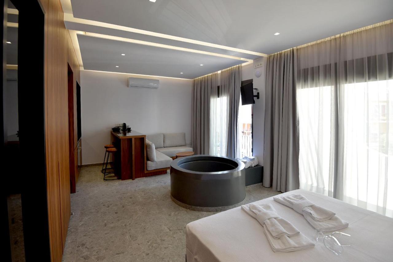 Rose N Stone, Queen, Luxury Houses Τήνος Εξωτερικό φωτογραφία
